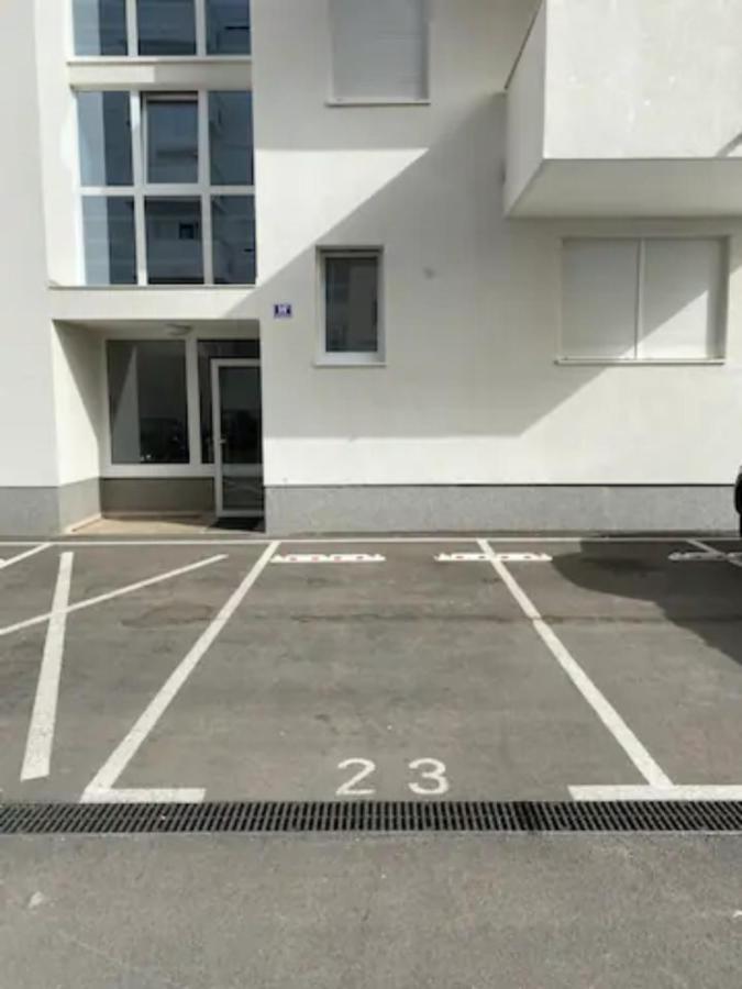 Apartment Francesca Zadar Bagian luar foto
